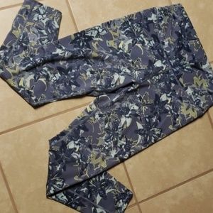 Fabletics high waisted ankle length leggings